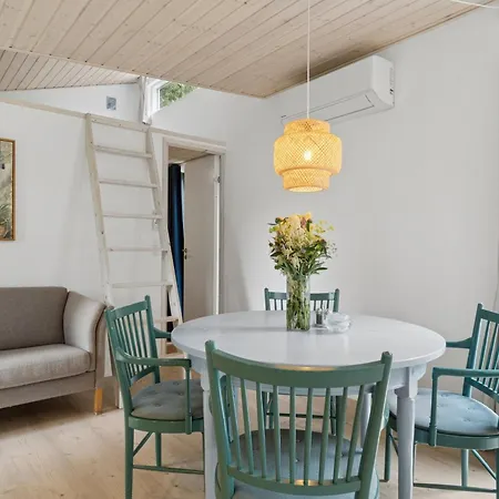 Cozy Retreat Near The Djursland Coast Hébergement de vacances