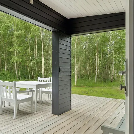 Cozy Retreat Near The Djursland Coast *